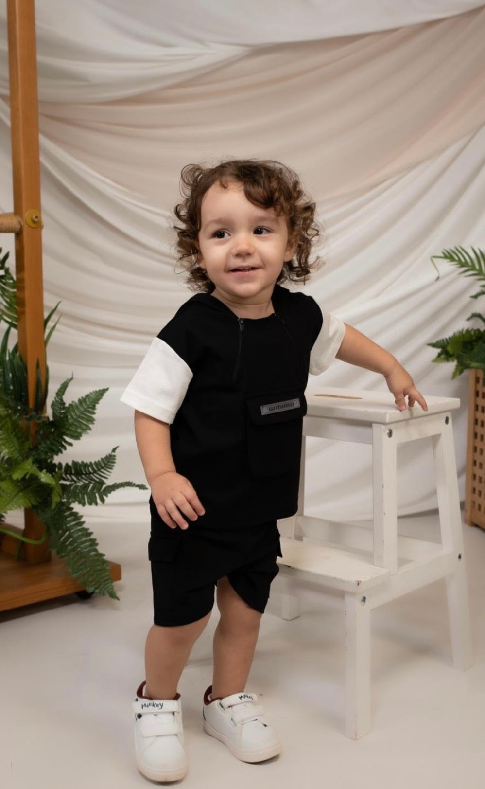 2PCS SET SHORT-SLEEVE HOODED TOP  & CARGO SHORTS